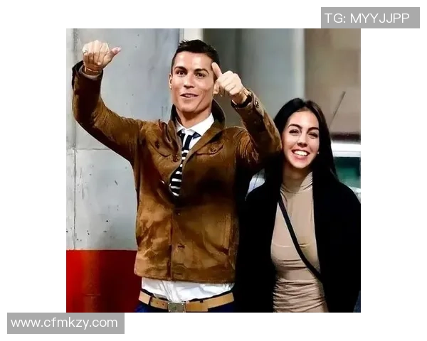 足球明星的中国妻子与他们的爱情故事揭秘